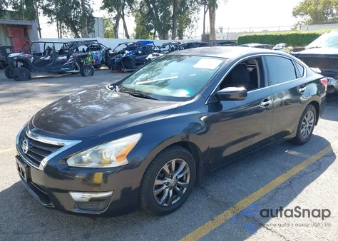 2015 Nissan Altima 2.5 S из США, поврежденный, VIN 1N4AL3AP4FC245275